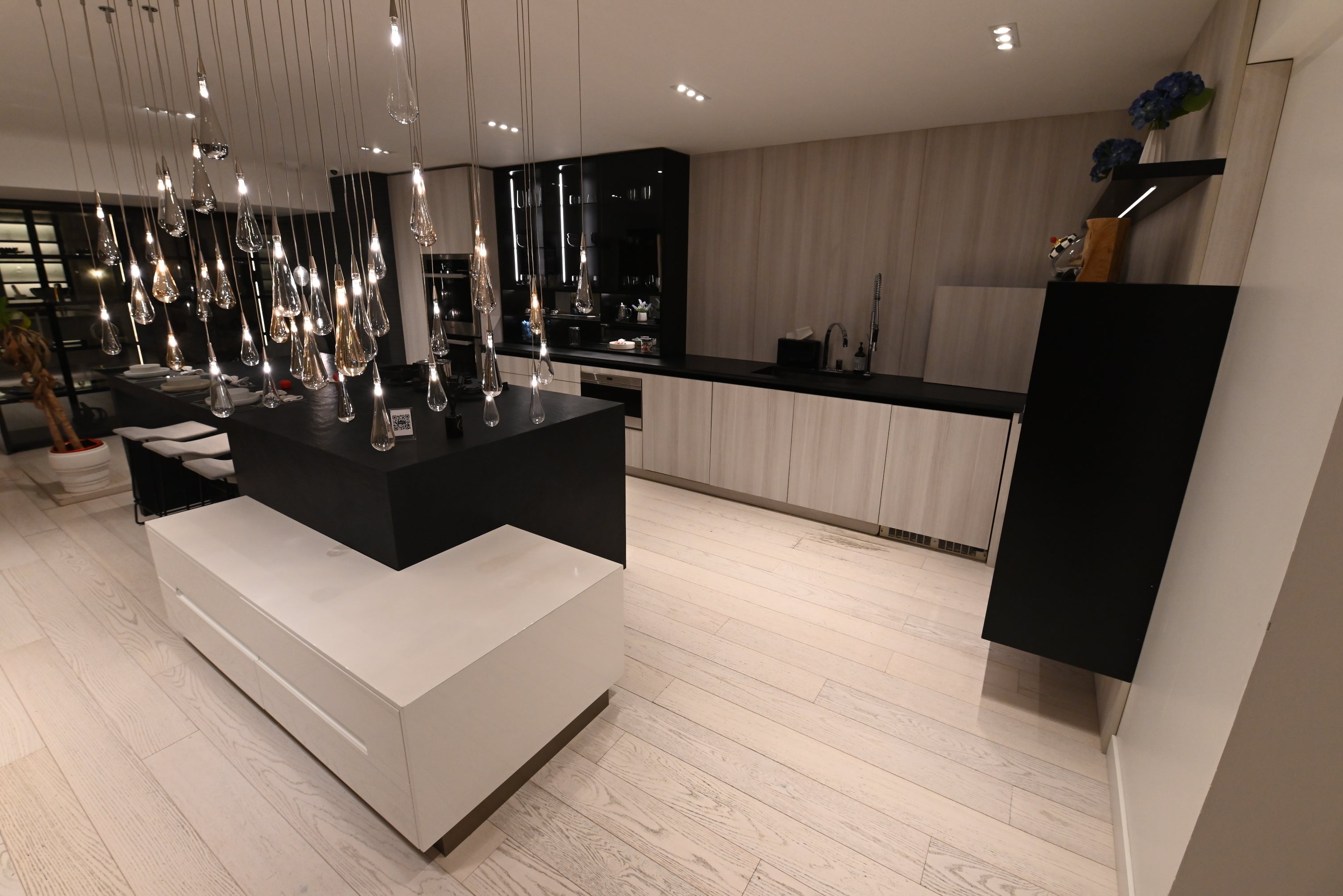 DOCA Modern Wood Veneer Black Kitchen with Island & Appliances