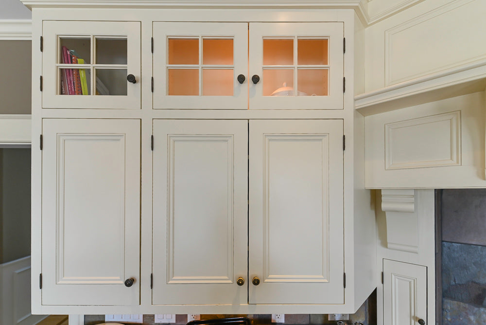 Cronin Cabinets Charm: Traditional White Kitchen with Island & Luxe Appliances