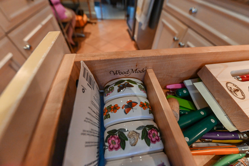 Wood-Mode Wonder: Traditional Light Cream Kitchen with Granite Countertops