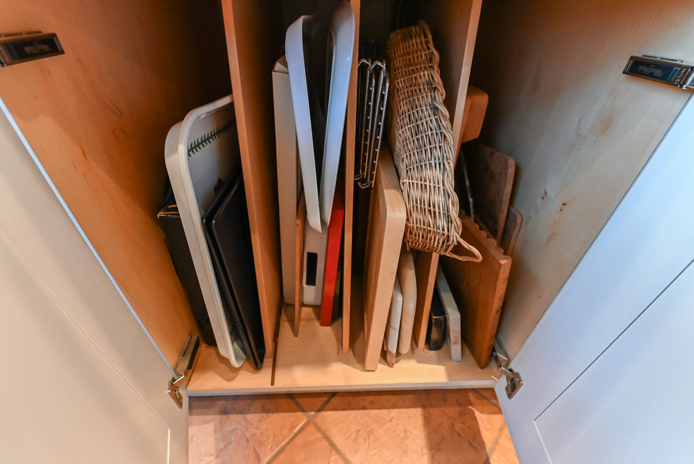 Wood-Mode Wonder: Traditional Light Cream Kitchen with Granite Countertops