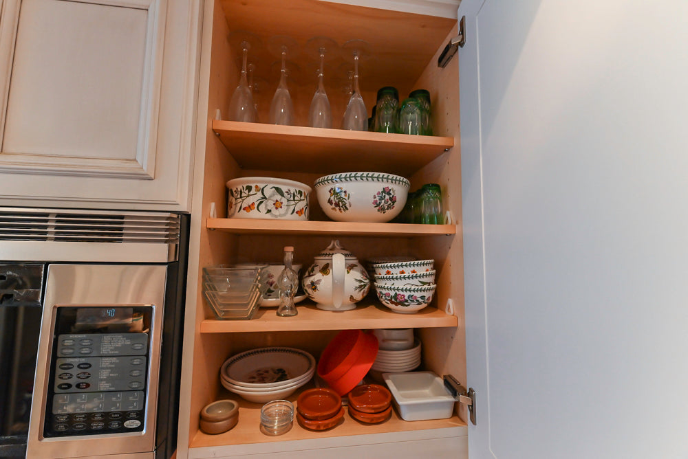 Wood-Mode Wonder: Traditional Light Cream Kitchen with Granite Countertops