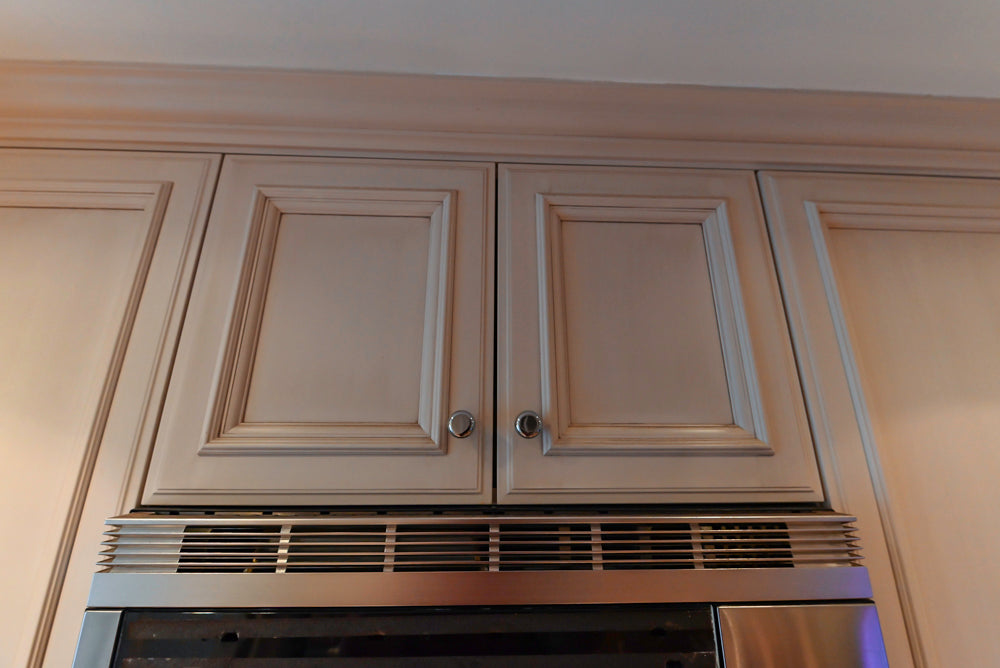 Wood-Mode Wonder: Traditional Light Cream Kitchen with Granite Countertops