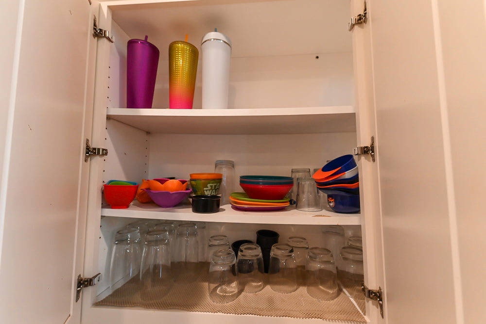 Oh My Omega: Traditional White Kitchen with Pantry, Desk Area & Appliances