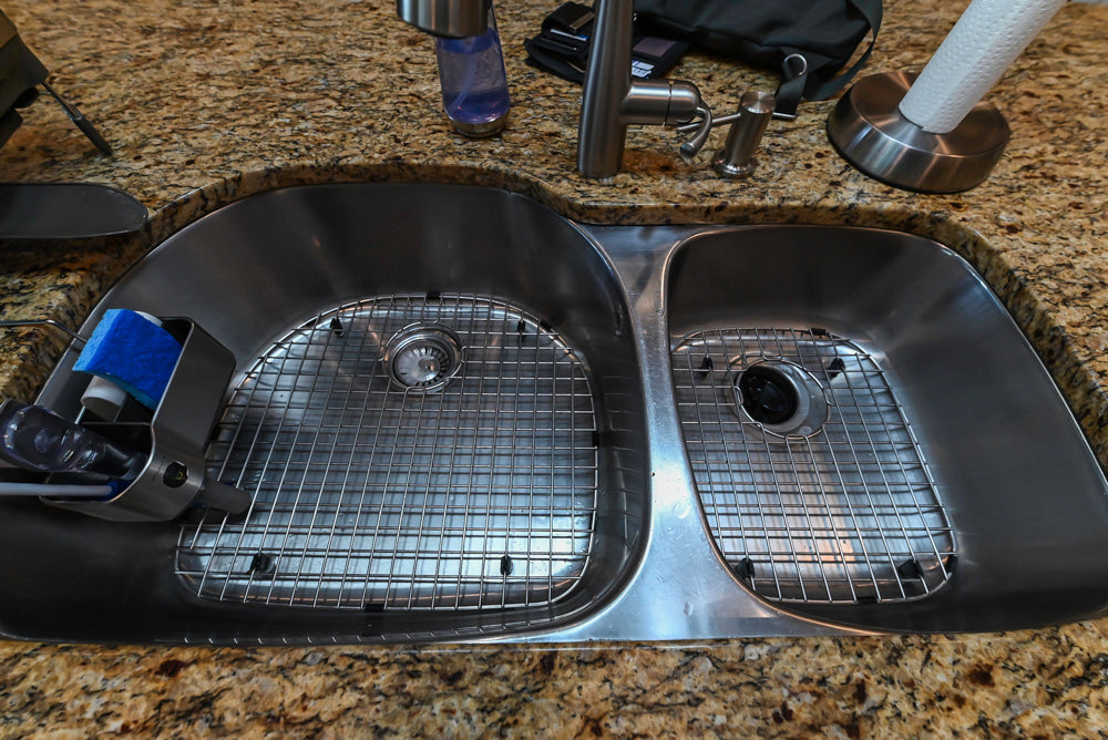 Oh My Omega: Traditional White Kitchen with Pantry, Desk Area & Appliances