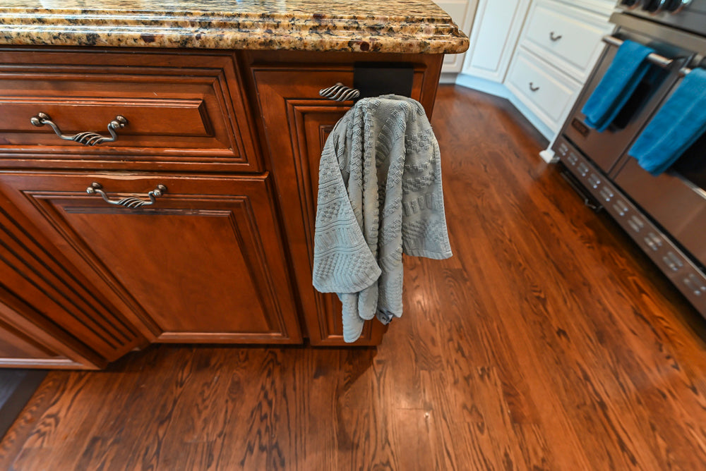 Oh My Omega: Traditional White Kitchen with Pantry, Desk Area & Appliances