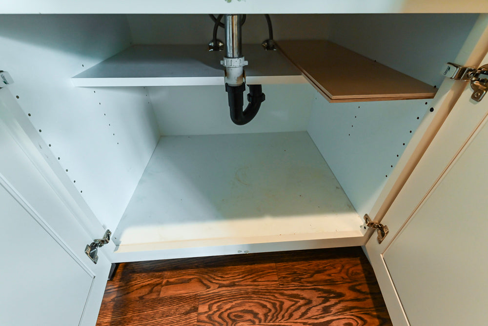 Oh My Omega: Traditional White Kitchen with Pantry, Desk Area & Appliances