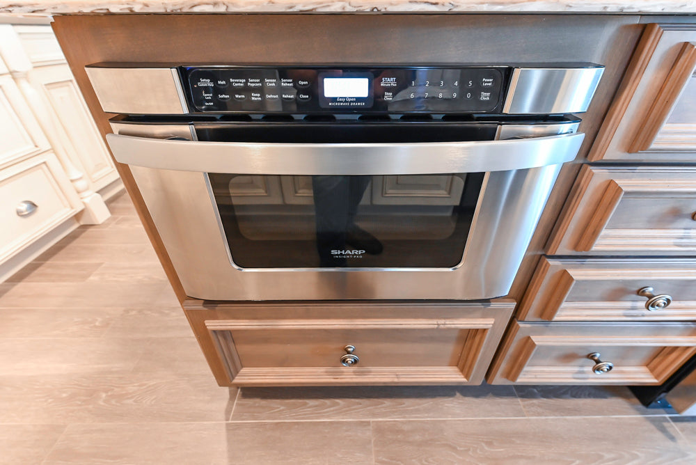 Ultimate Ultracraft: Traditional Cream Kitchen with Island & Appliances