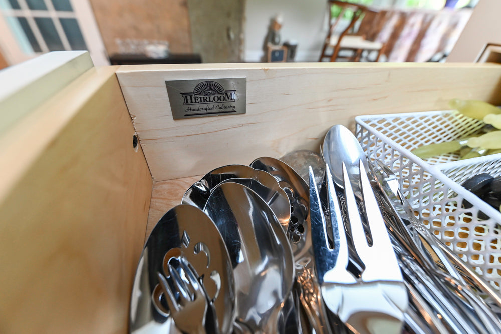 Heirloom Heritage: Traditional Off-White Kitchen with Island & Appliances