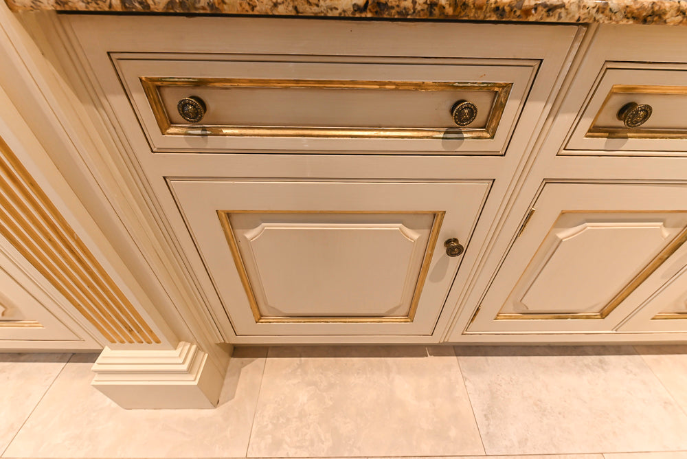 Clive Christian Regency Traditional Cream Kitchen with Double Island, Butlers Pantry & Sub-Zero/Wolf Appliances