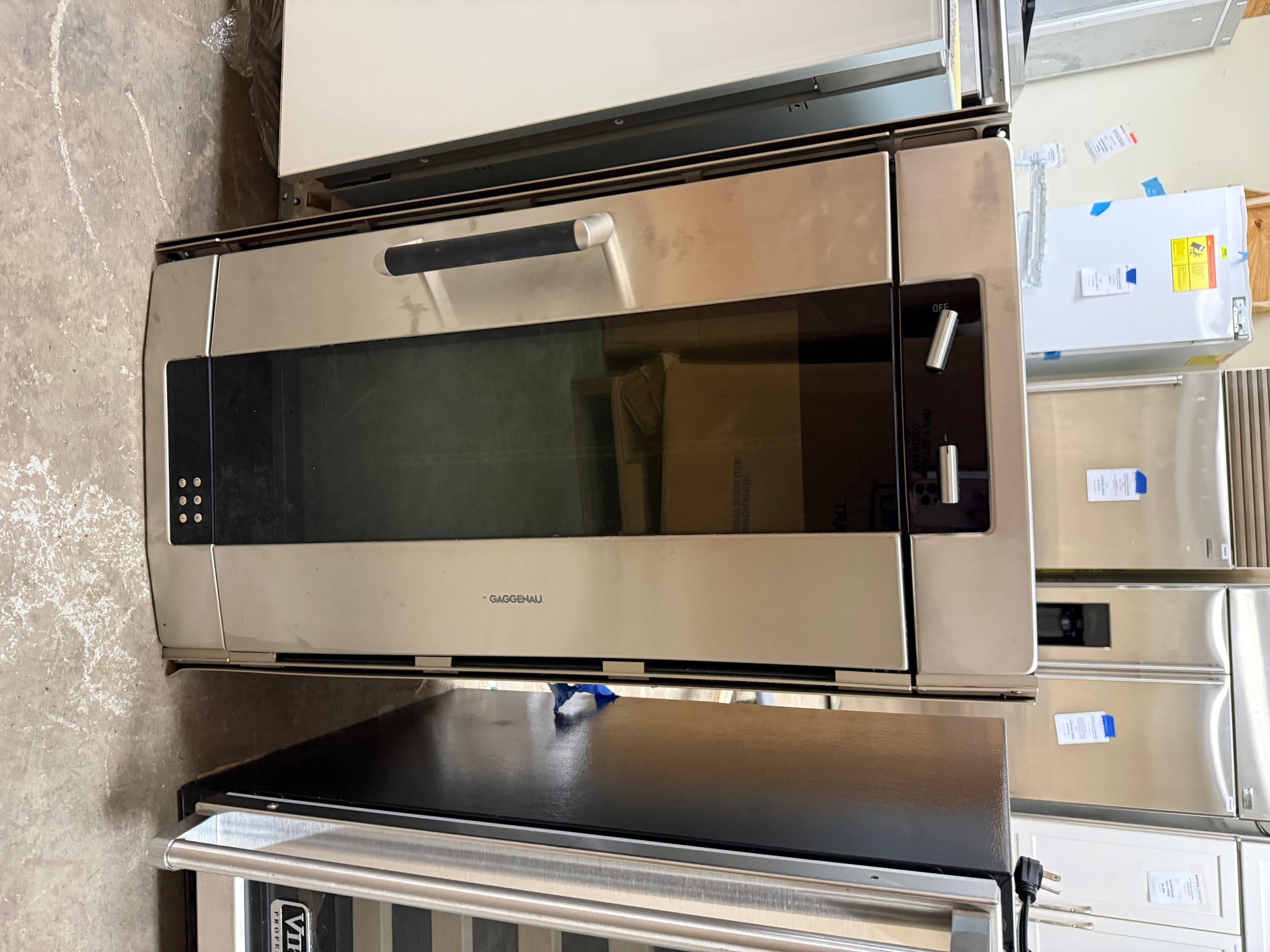 Iconic luxury 90cm wide professional wall oven by Gaggenau