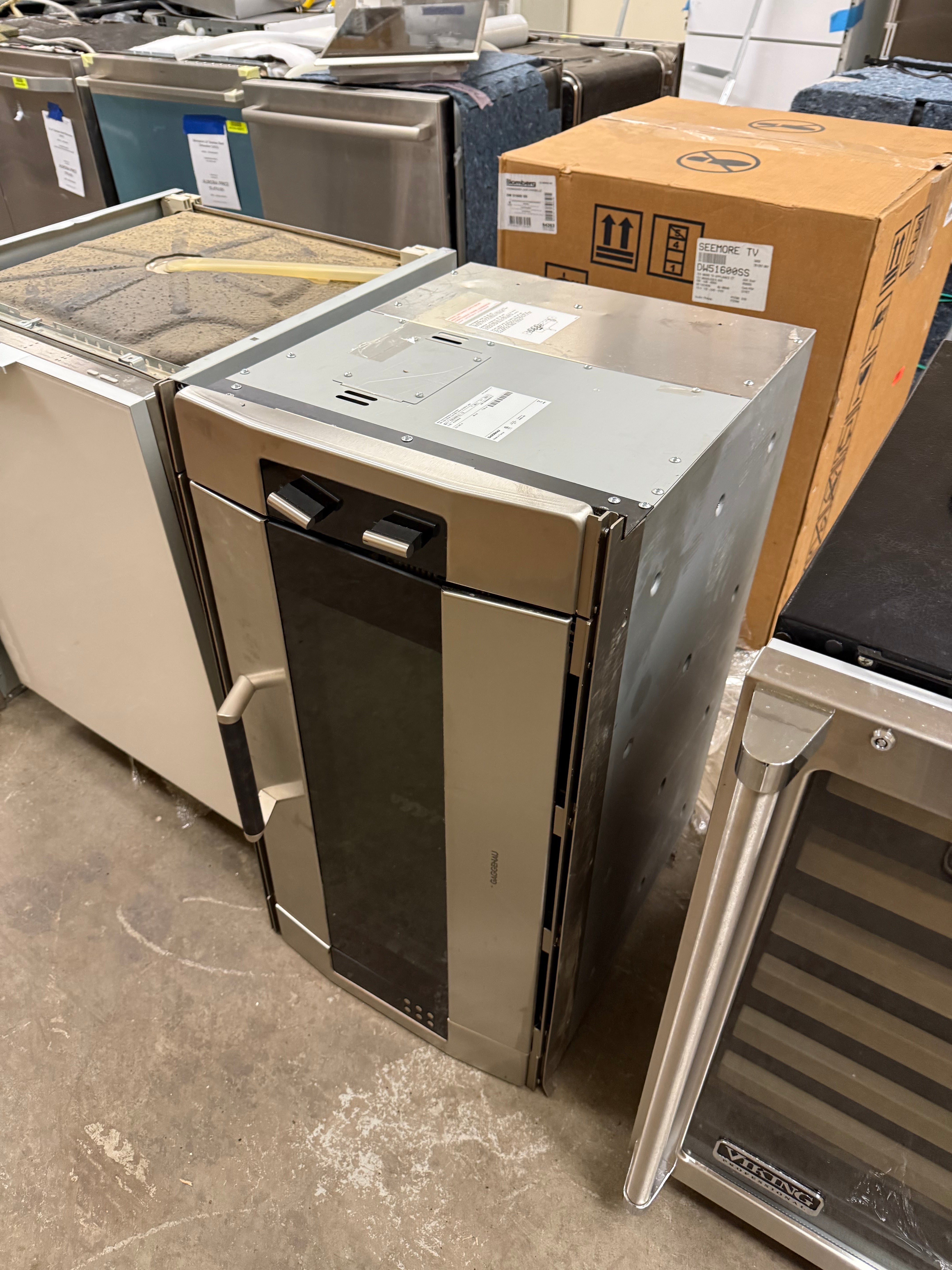 Gaggenau 300 Series EB388610 36" Stainless Steel Single Electric Wall Oven