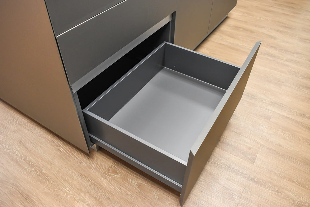 Doimo Cucine Modern Two-Tone Kitchen with Grey Island