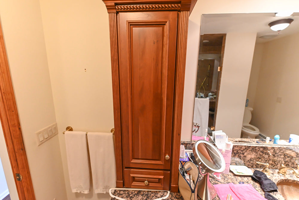 Traditional Built-In Single Vanity Set with Sink, Countertops and Faucet