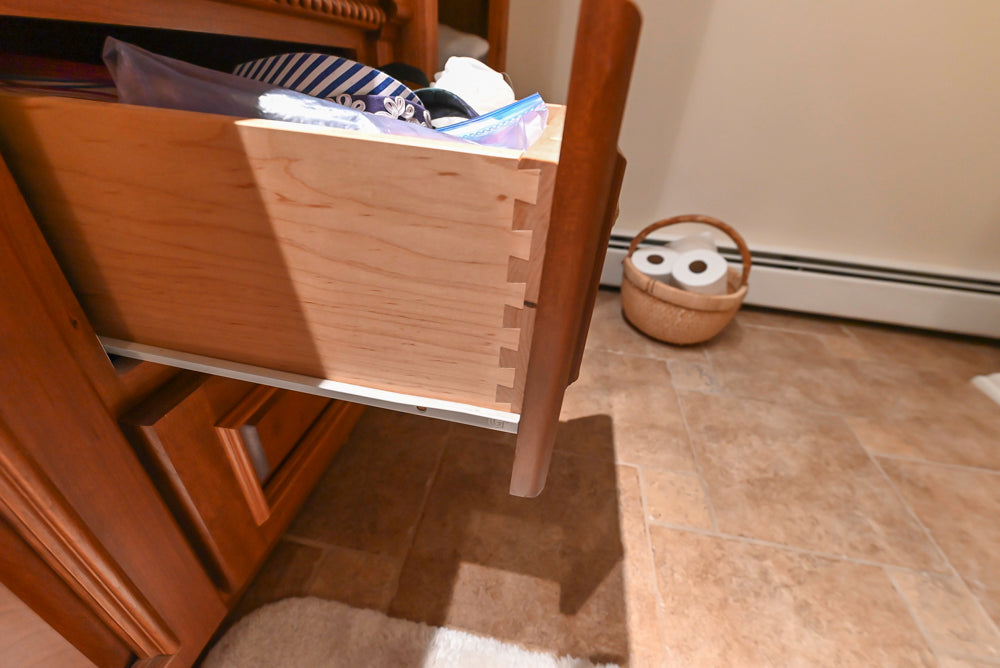 Traditional Built-In Single Vanity Set with Sink, Countertops and Faucet