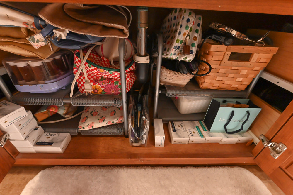 Traditional Built-In Single Vanity Set with Sink, Countertops and Faucet