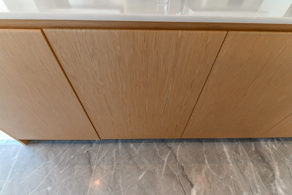 Aran Cucine Modern Glossy White Kitchen with Island, Marble Countertops & Miele Appliances