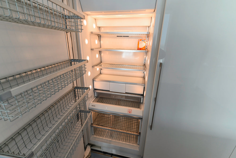 Aran Cucine Modern Glossy White Kitchen with Island, Marble Countertops & Miele Appliances