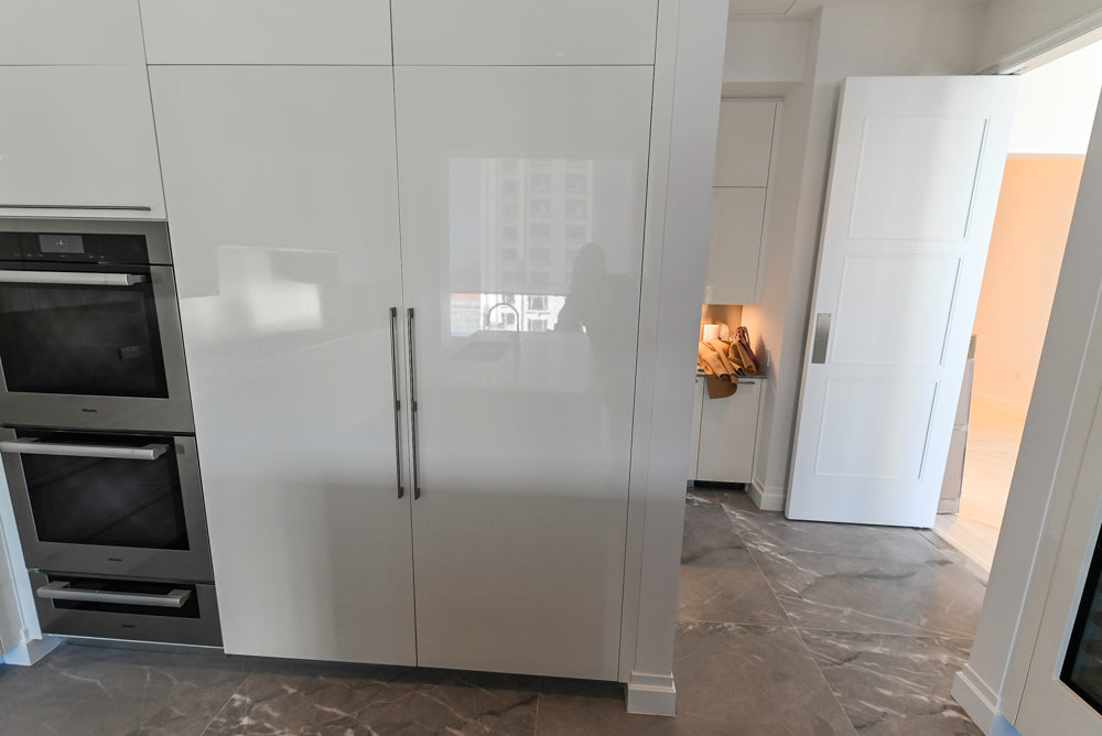 Aran Cucine Modern Glossy White Kitchen with Island, Marble Countertops & Miele Appliances