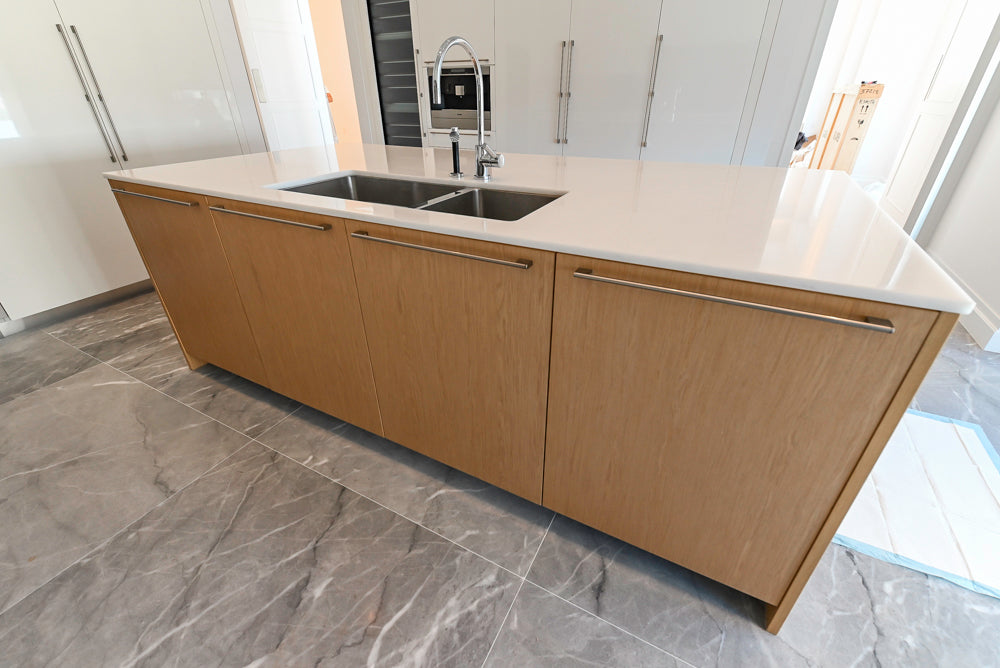 Modern Glossy White Kitchen with Island, Marble Countertops & Miele Appliances