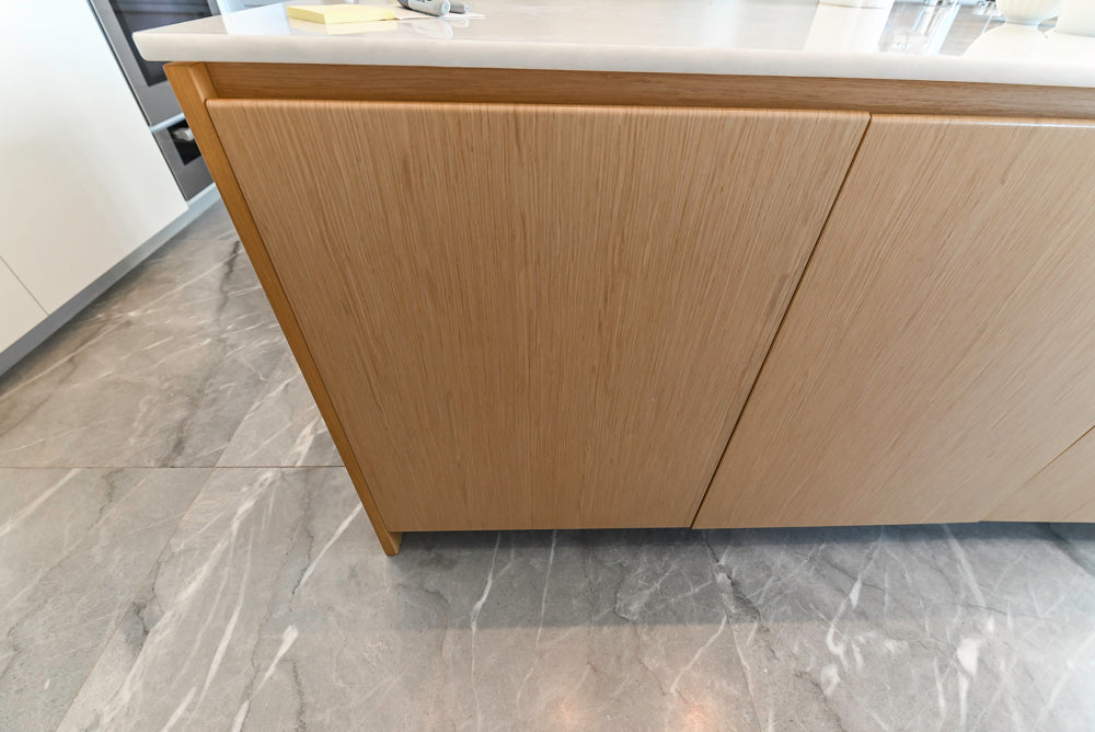 Aran Cucine Modern Glossy White Kitchen with Island, Marble Countertops & Miele Appliances