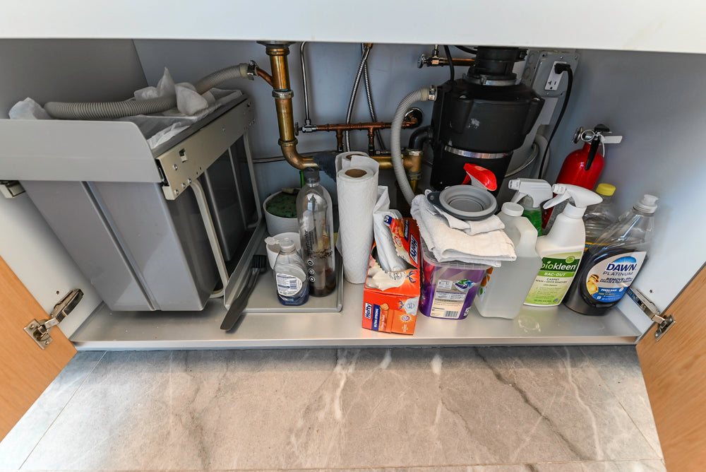 Aran Cucine Modern Glossy White Kitchen with Island, Marble Countertops & Miele Appliances