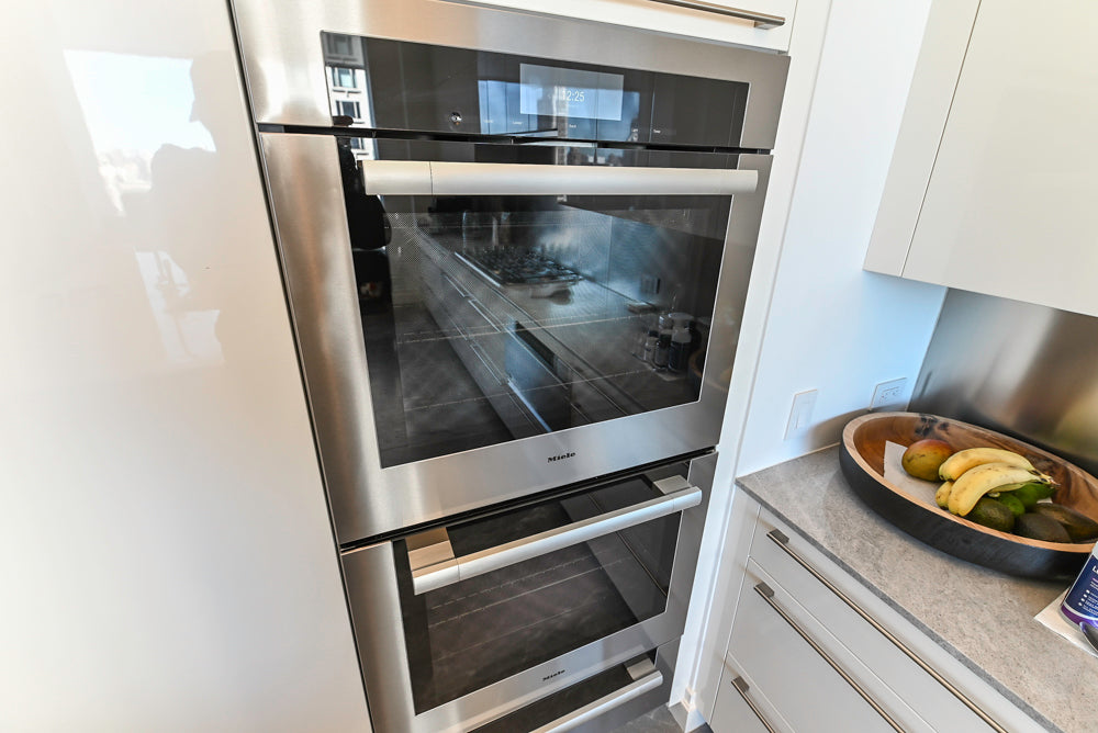 Aran Cucine Modern Glossy White Kitchen with Island, Marble Countertops & Miele Appliances