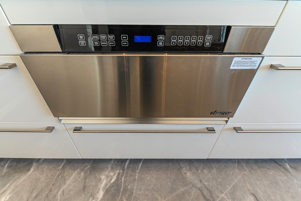 Aran Cucine Modern Glossy White Kitchen with Island, Marble Countertops & Miele Appliances