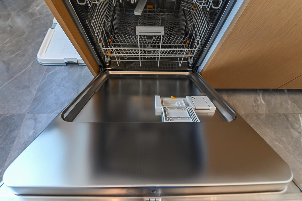 Aran Cucine Modern Glossy White Kitchen with Island, Marble Countertops & Miele Appliances