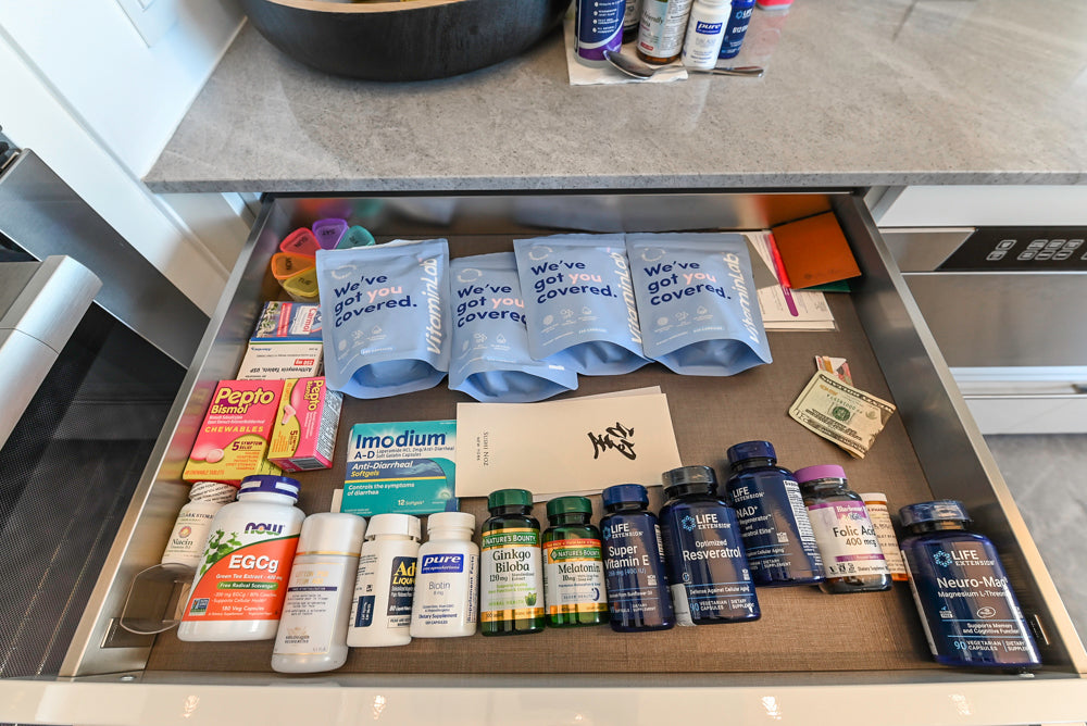 Aran Cucine Modern Glossy White Kitchen with Island, Marble Countertops & Miele Appliances