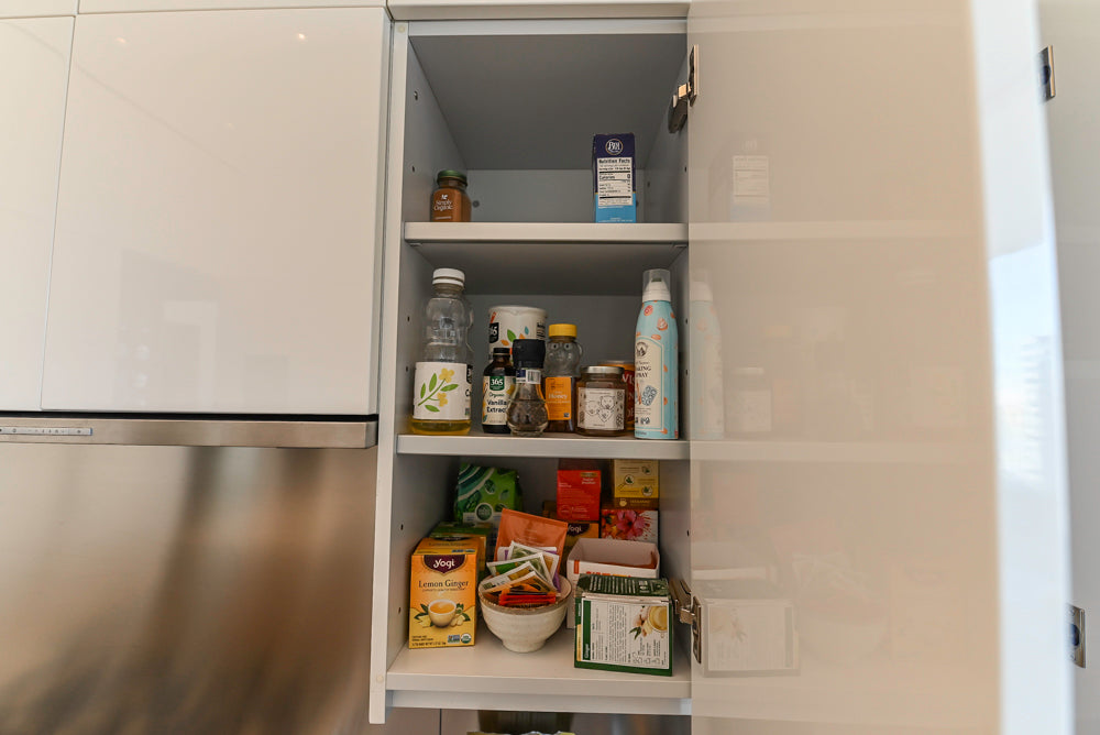 Aran Cucine Modern Glossy White Kitchen with Island, Marble Countertops & Miele Appliances