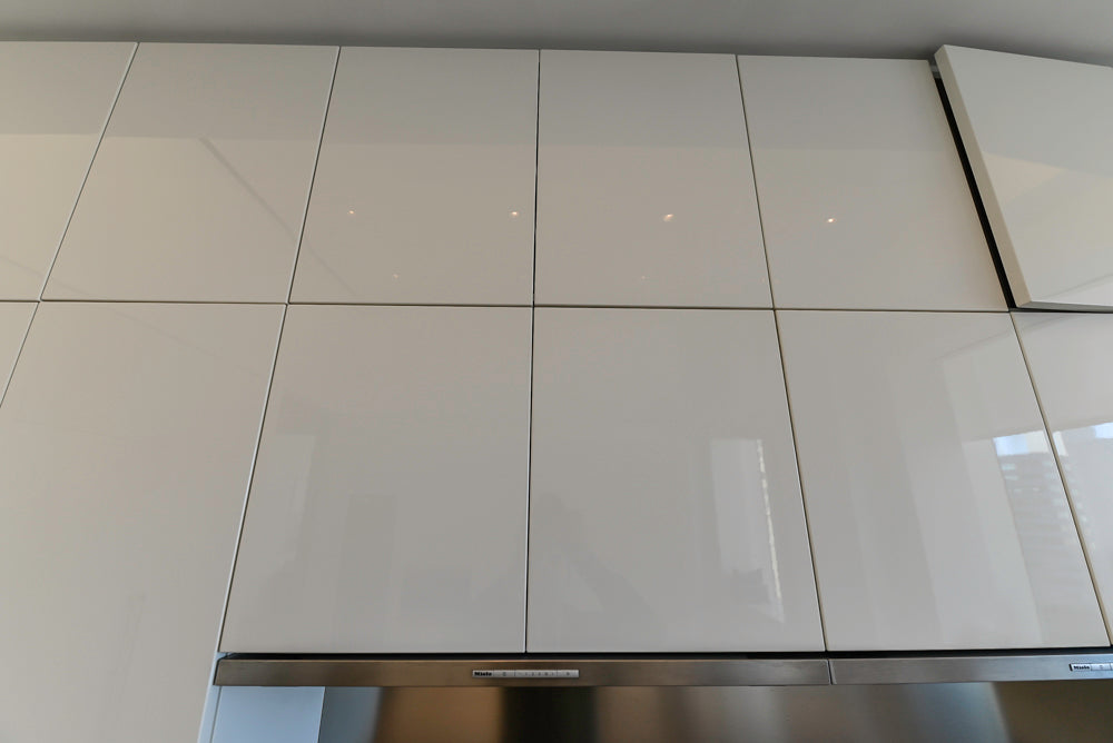 Aran Cucine Modern Glossy White Kitchen with Island, Marble Countertops & Miele Appliances