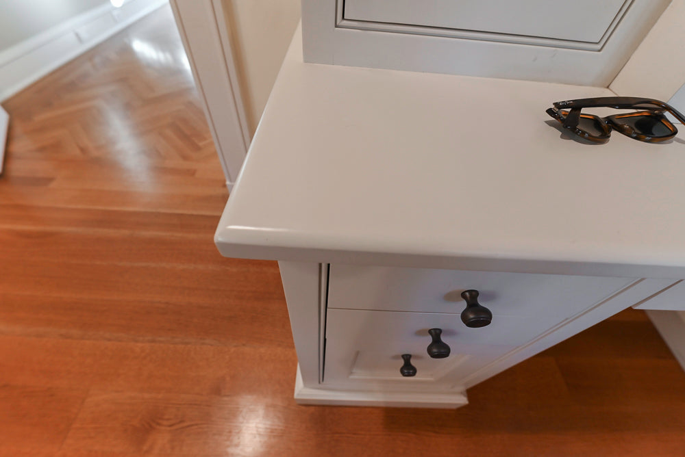 Traditional Large White Kitchen with Island, Desk Area & Appliances