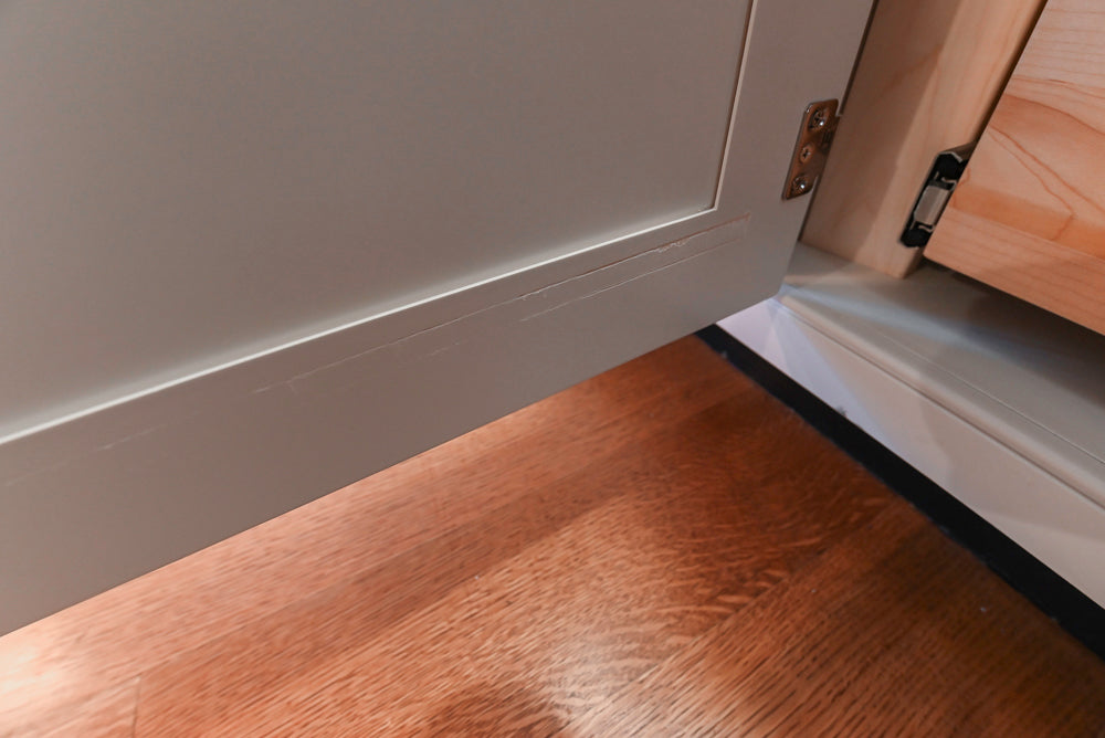 Traditional Large White Kitchen with Island, Desk Area & Appliances