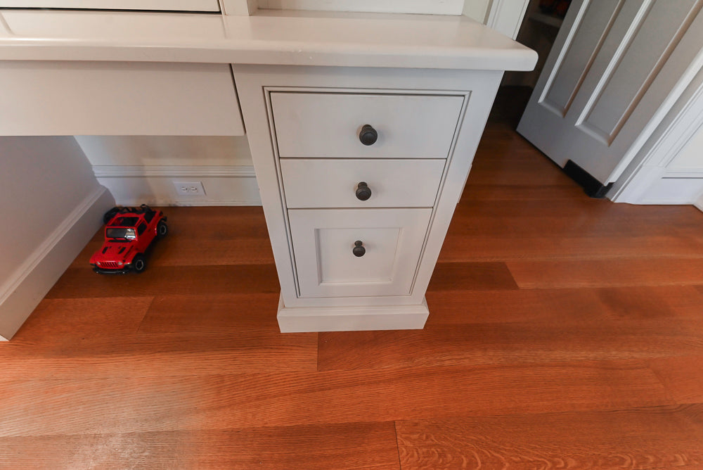 Traditional Large White Kitchen with Island, Desk Area & Appliances