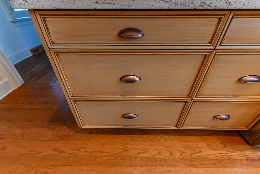 Traditional Light Brown Kitchen with Island, Appliances & Breakfast Area