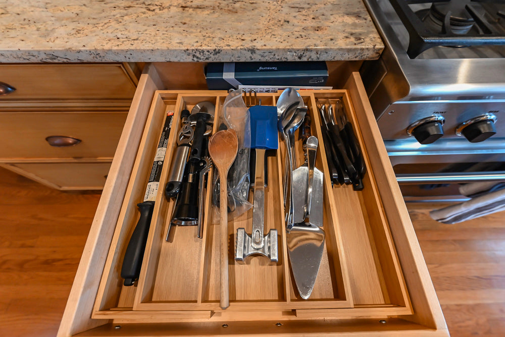 Traditional Light Brown Kitchen with Island, Appliances & Breakfast Area