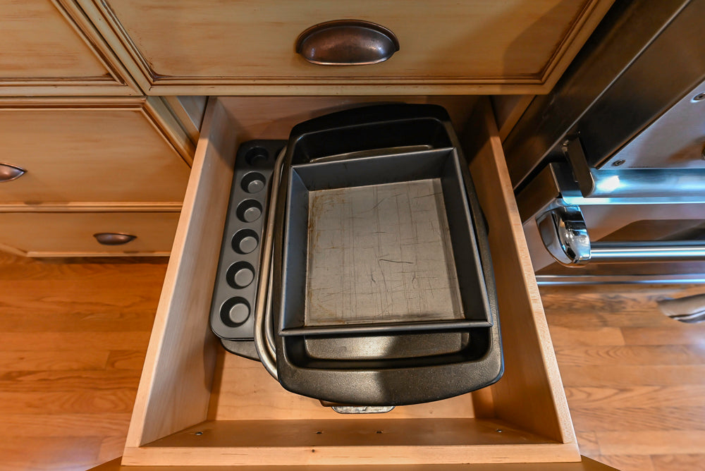 Traditional Light Brown Kitchen with Island, Appliances & Breakfast Area