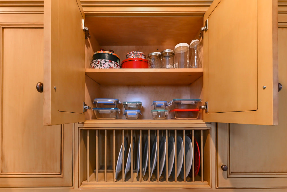 Traditional Light Brown Kitchen with Island, Appliances & Breakfast Area