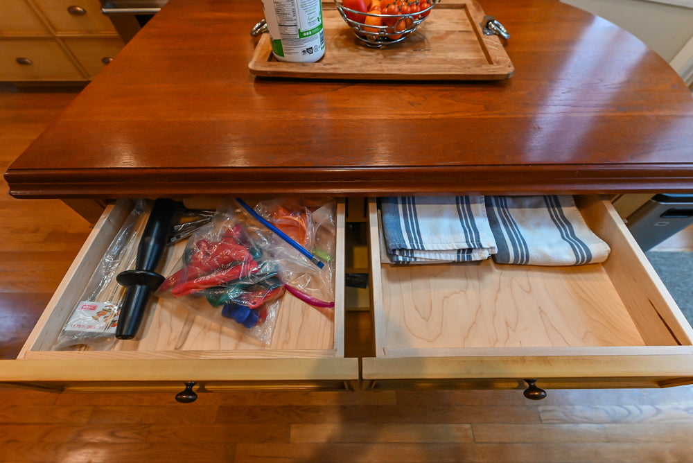 Traditional Light Brown Kitchen with Island, Appliances & Breakfast Area