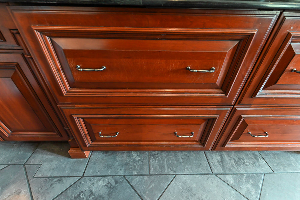 Wood-Mode Traditional Wooden Kitchen with Island, Granite Countertops & Luxe Appliances