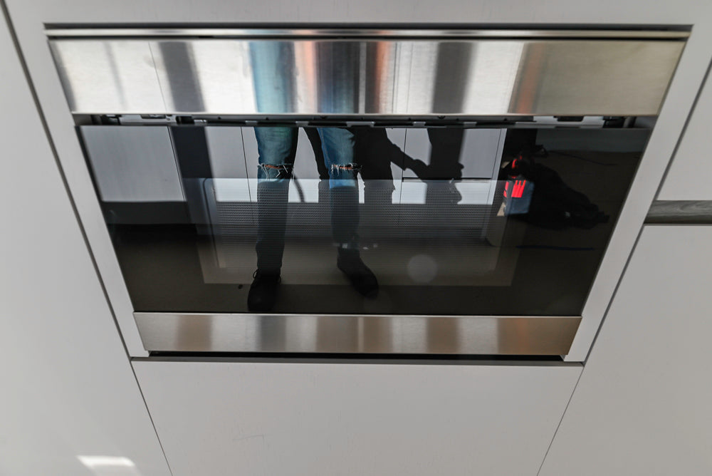 Large White Modern Kitchen with Island and Quartz Countertops
