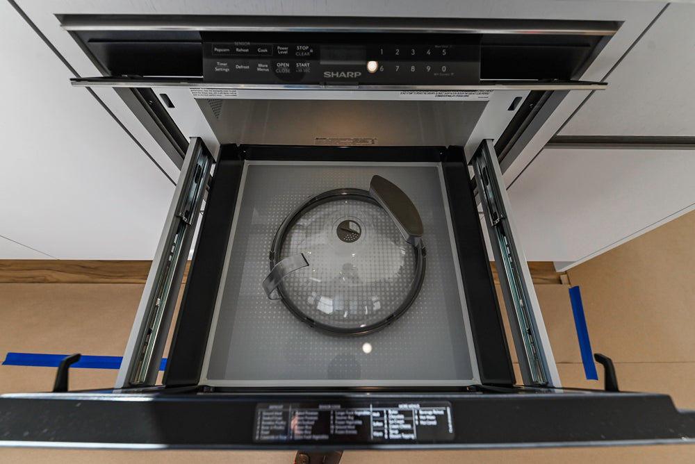 Large White Modern Kitchen with Island and Quartz Countertops