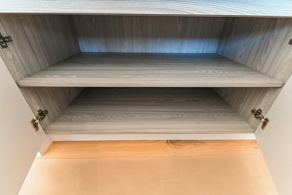 Large White Modern Kitchen with Island and Quartz Countertops