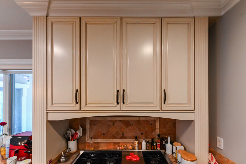 Schrock Traditional Cream Kitchen with Island and Granite Countertops