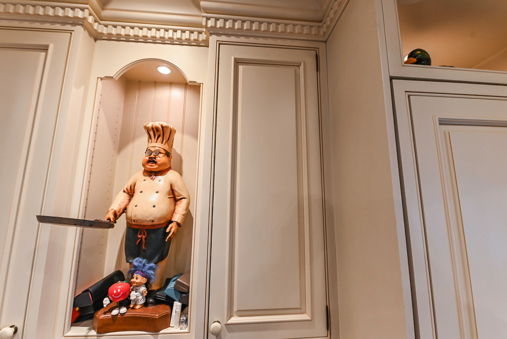 Form LTD Traditional Cream Kitchen with Island, Granite Countertops & Appliances