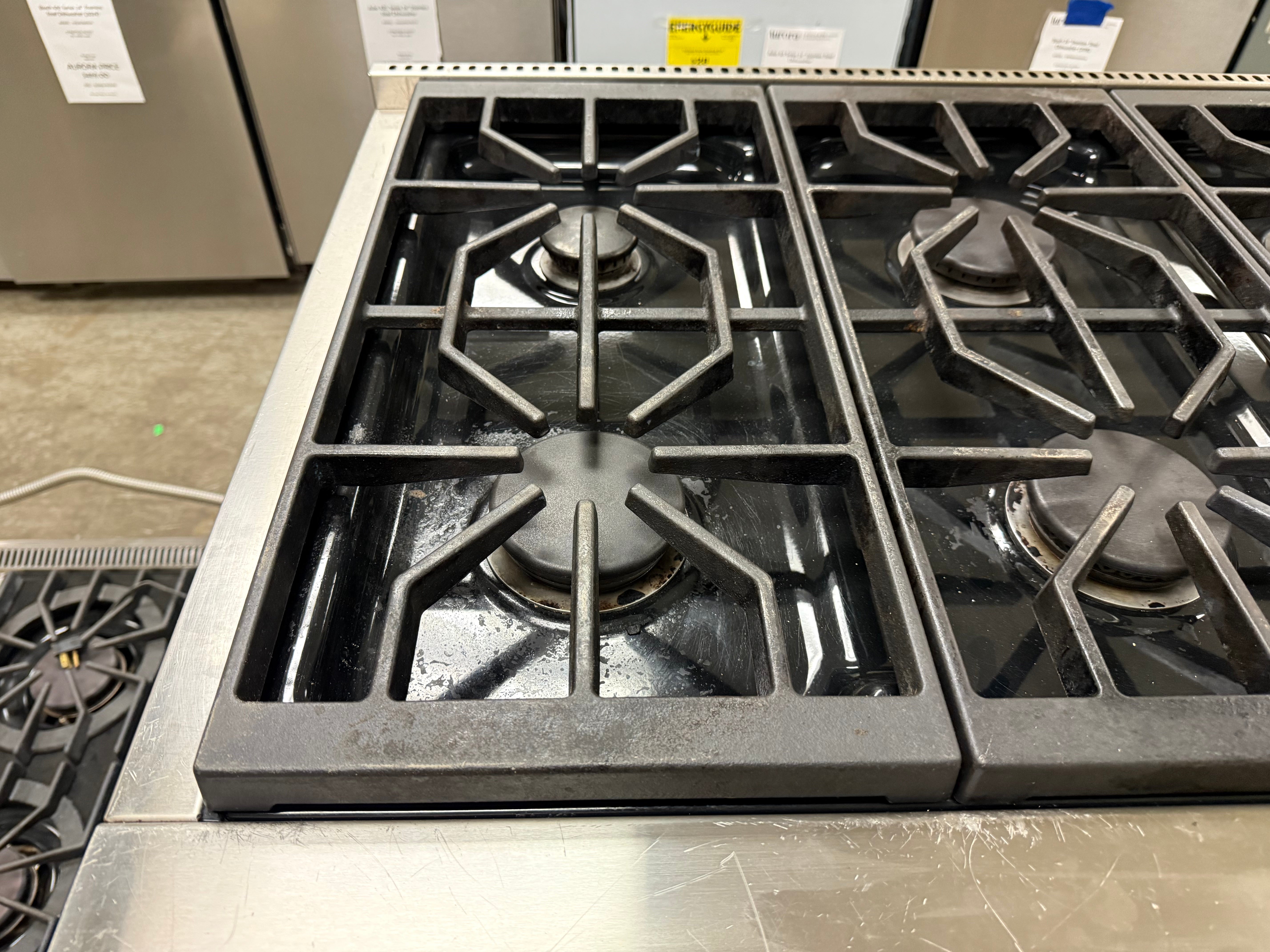 Wolf DF366 36" Stainless Steel Pro-Style Dual Fuel Range