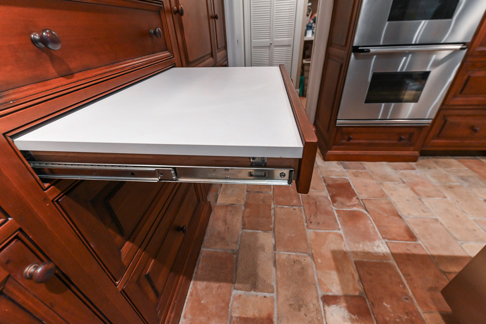 Premier Traditional Kitchen with Stainless Steel Island, Desk Area & Appliances