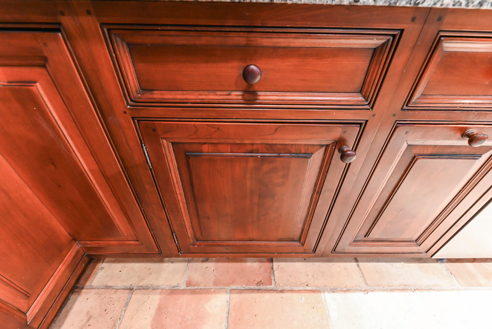 Premier Traditional Kitchen with Stainless Steel Island, Desk Area & Appliances