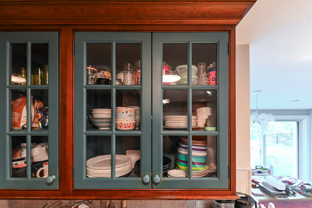 Premier Traditional Kitchen with Stainless Steel Island, Desk Area & Appliances