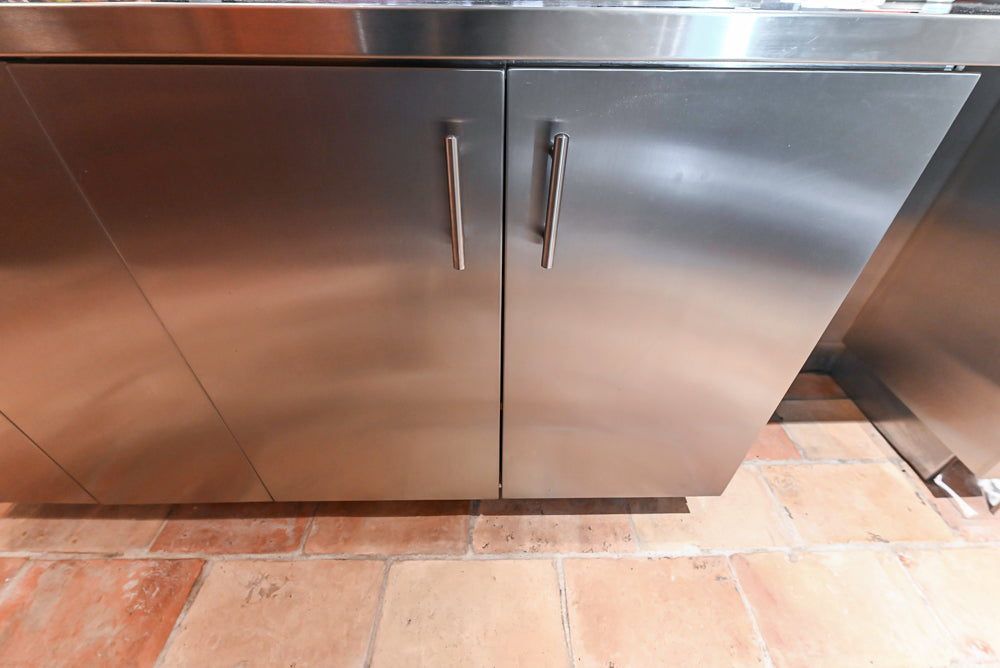 Premier Traditional Kitchen with Stainless Steel Island, Desk Area & Appliances